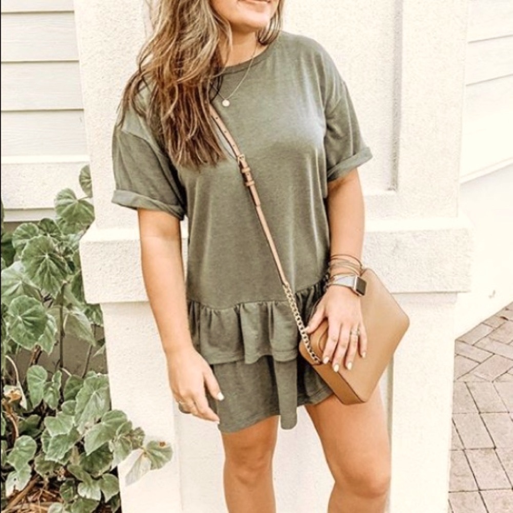 GREEN BOUTIQUE T-SHIRT DRESS - MEDIUM. Took the tags off but never worn